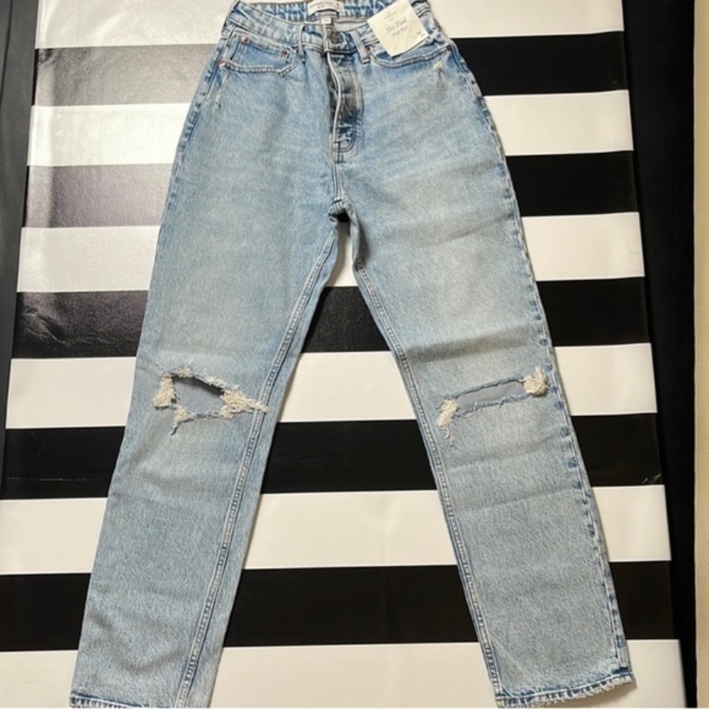 ABERCROMBIE AND FITCH THE DAD HIGH RISE